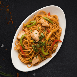Chicken Hakka Noodles ( Thin)